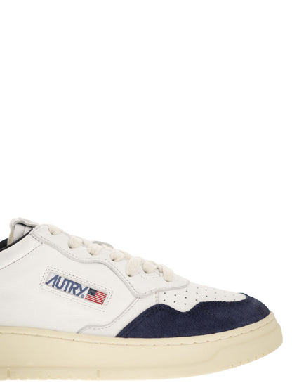 Autry Medalist Low Sneakers In Goatskin And Suede